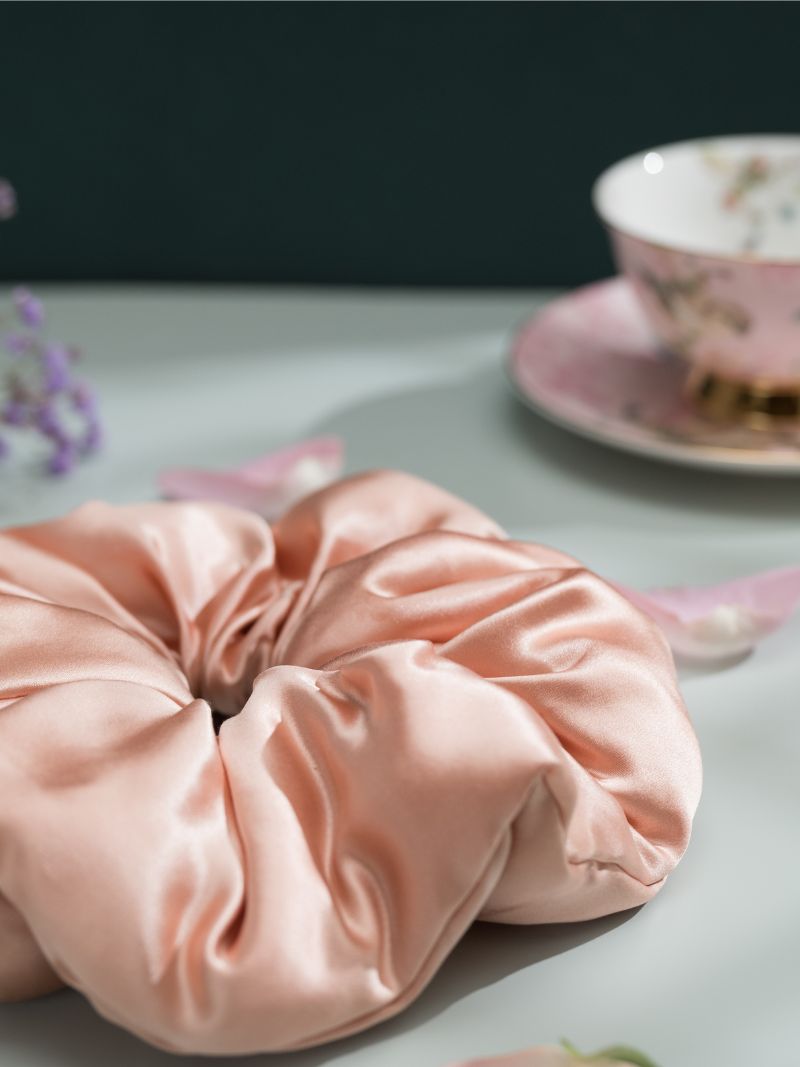 MUSEAura  Pillow Scrunchie