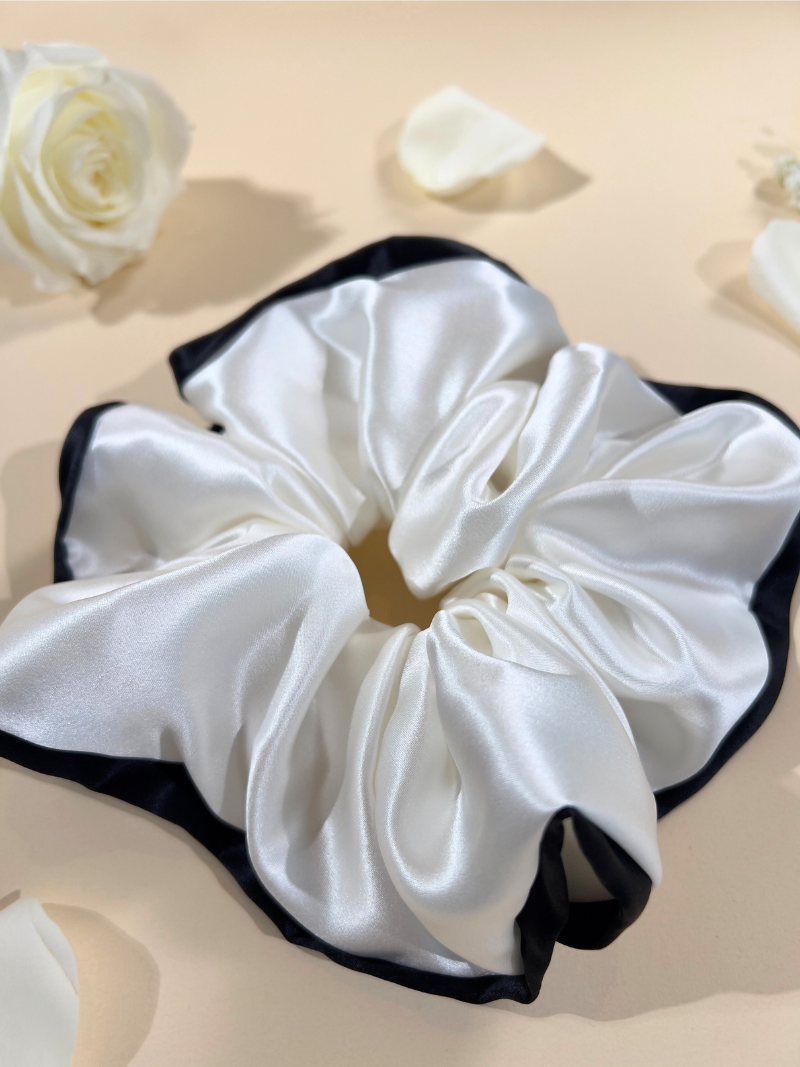 MUSEAura Jumbo Silk Scrunchie